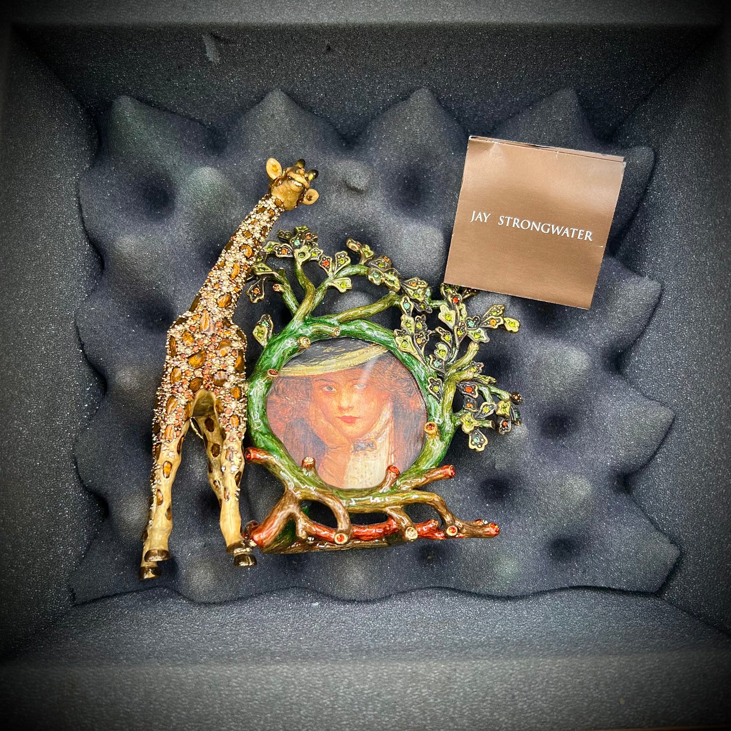 Jay Strongwater Jungle Collection “Liam” Giraffe Frame/Figurine