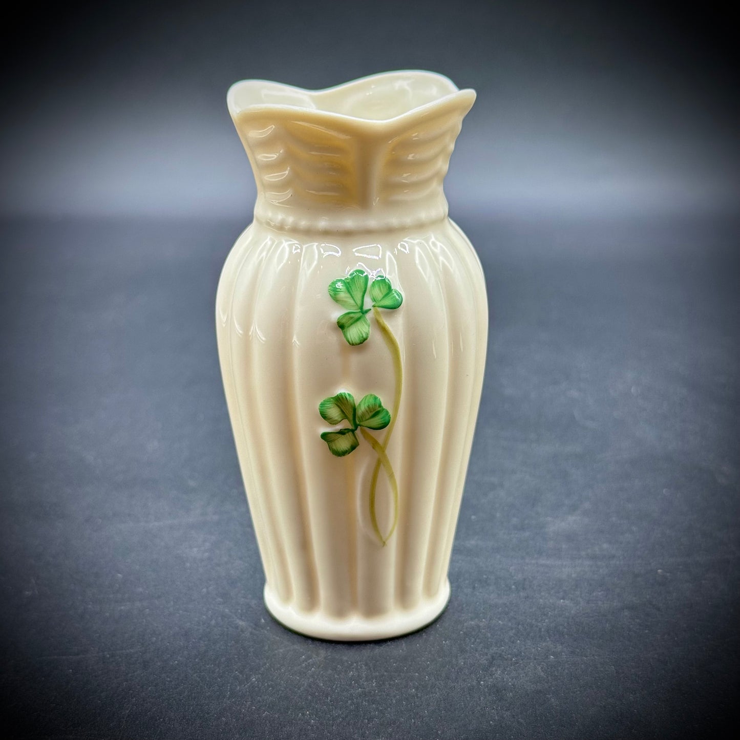 Small Belleek Ireland Shamrock Vase with Paperwork