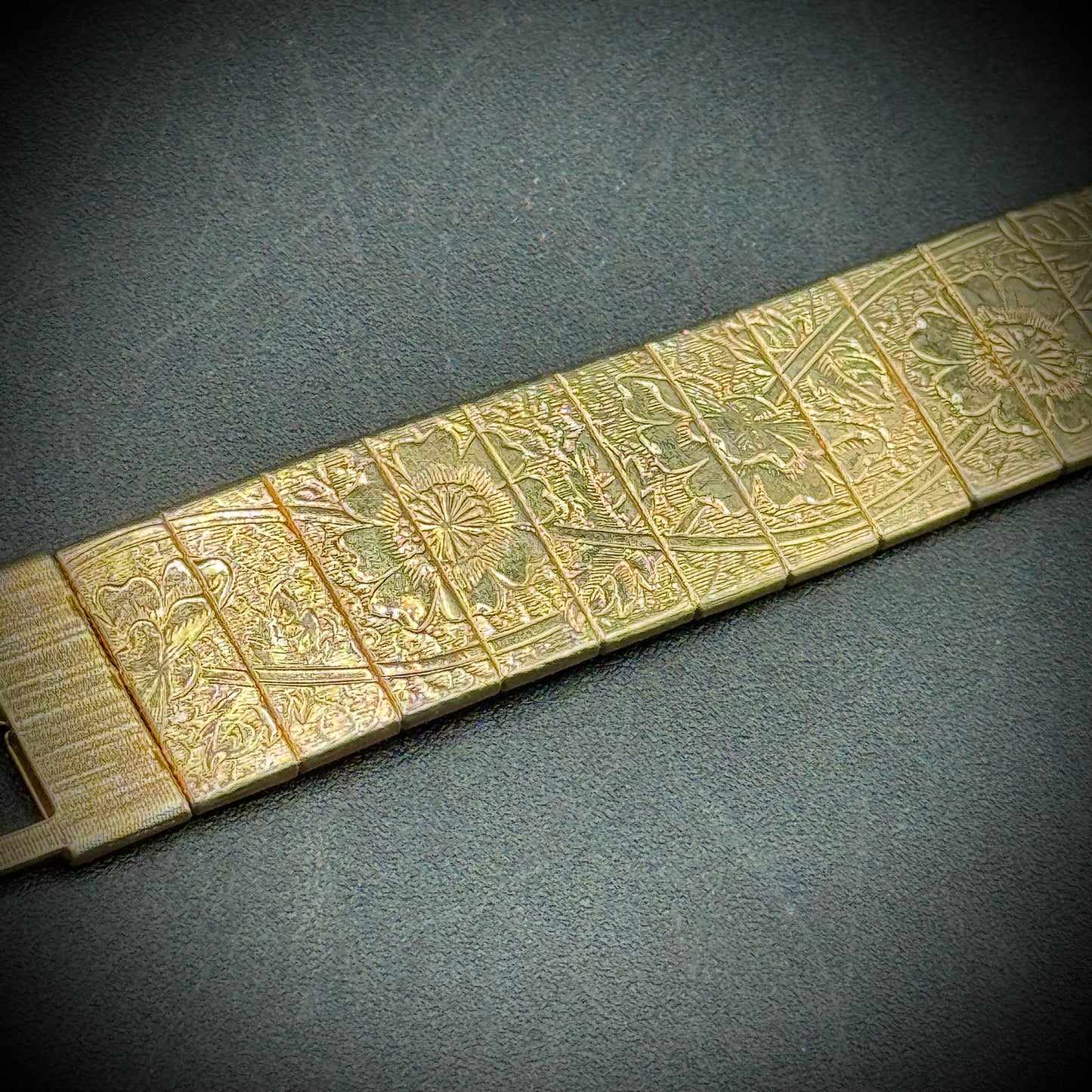 Vintage Sarah Coventry Etched Bracelet