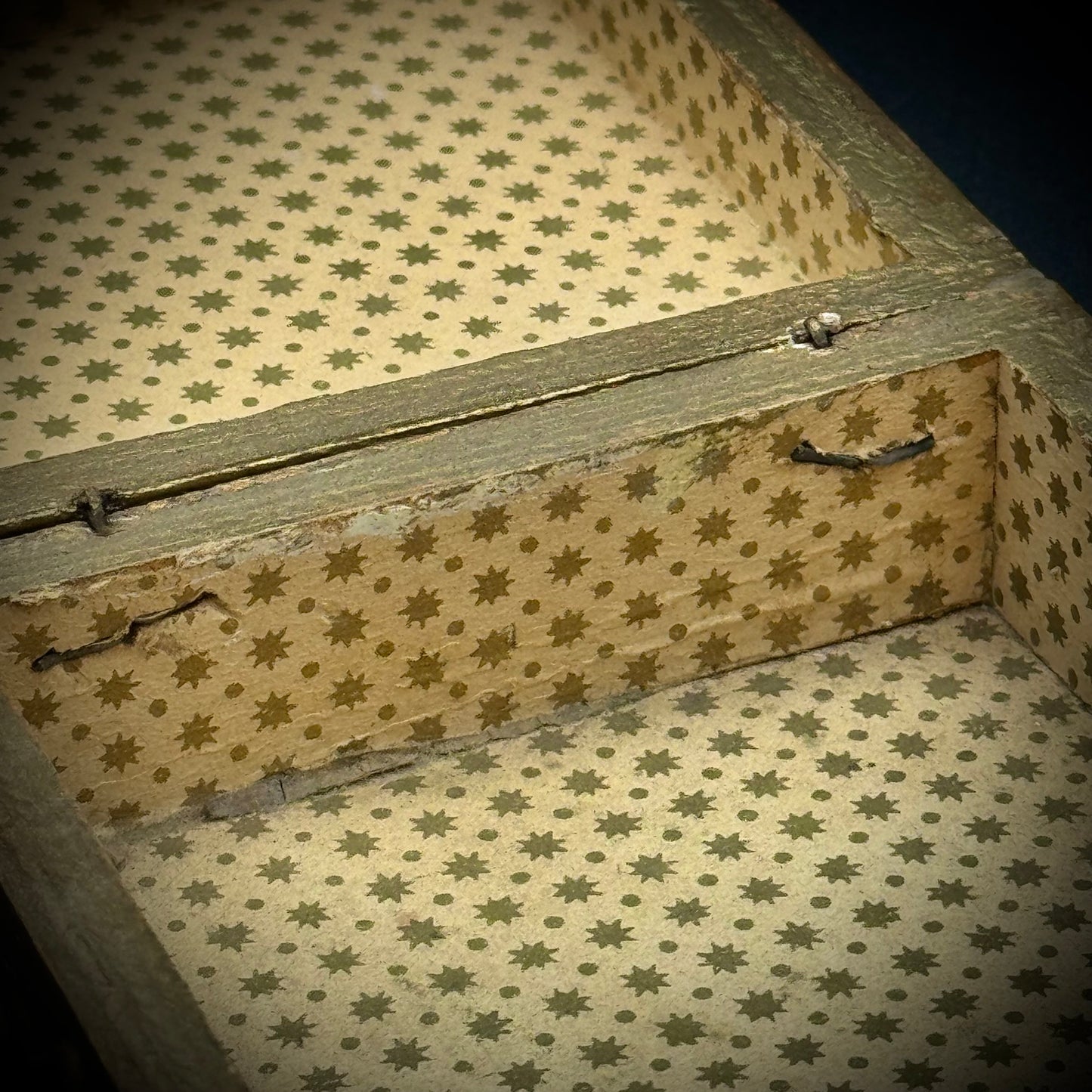 Vintage Italian Wooden Box with Beautiful Artwork