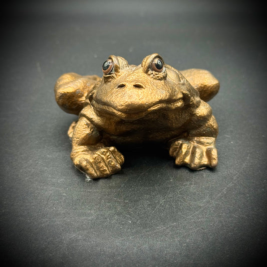 Vintage 1993 Universal Statuary Bullfrog Figurine