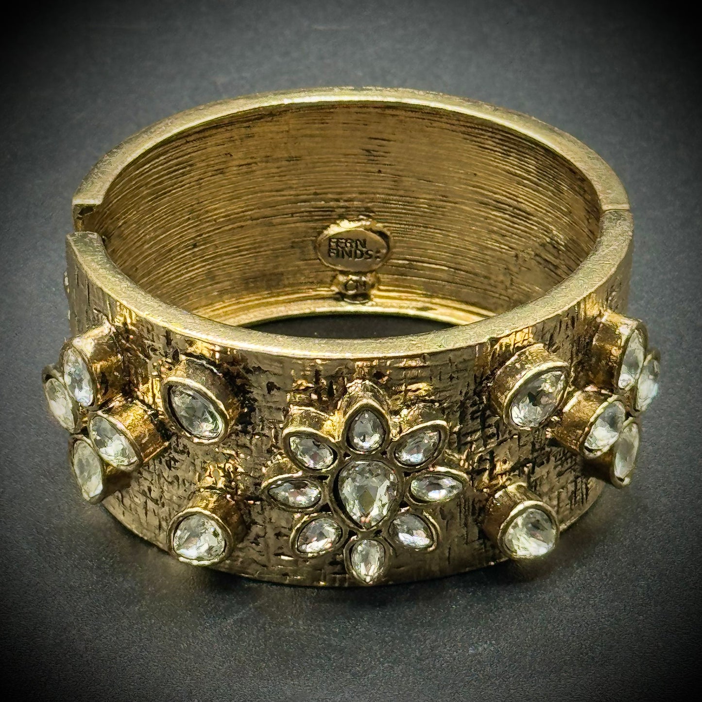 Fern Finds Chunky Bangle