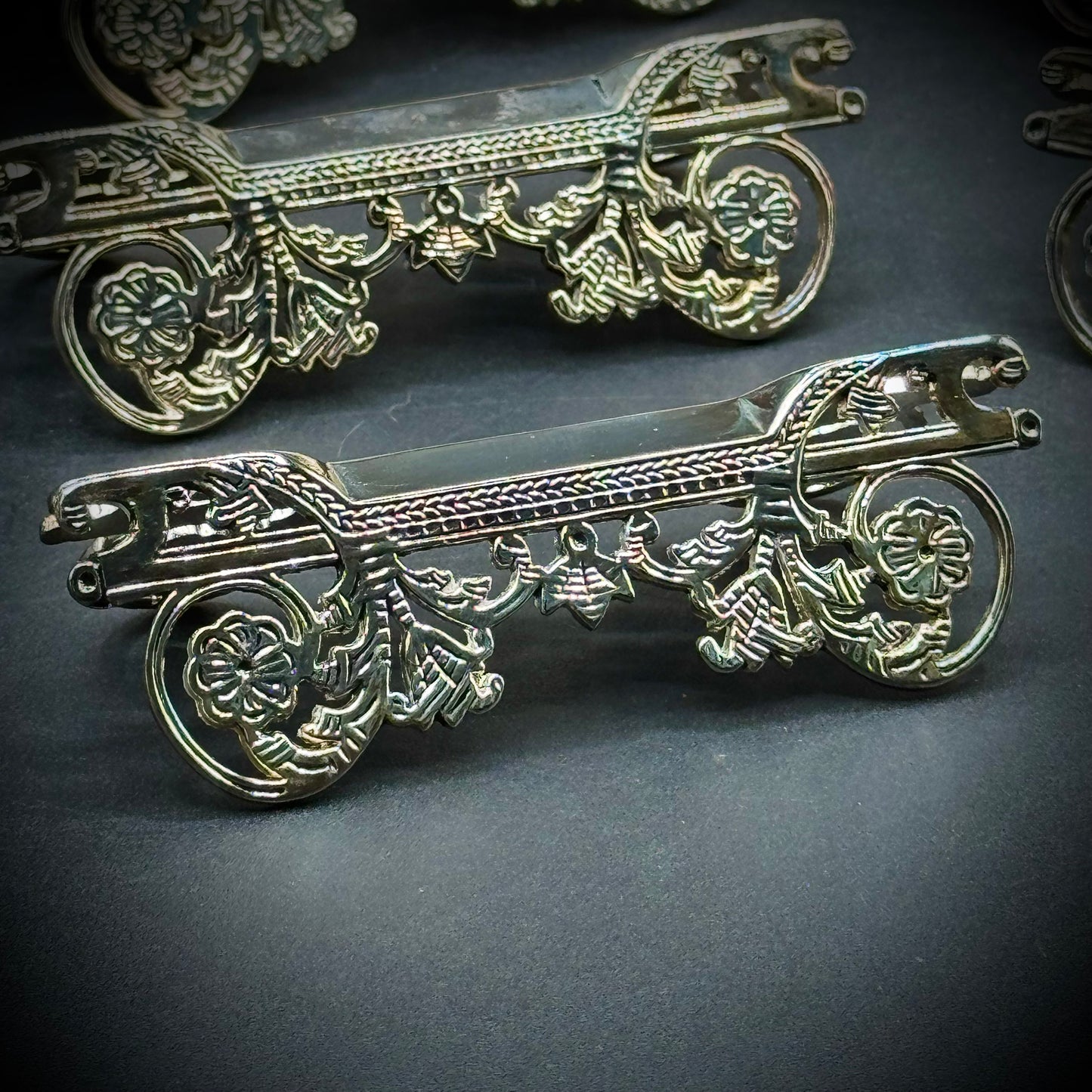 Set of 12 Vintage Bombay Company Godinger Knife Rests