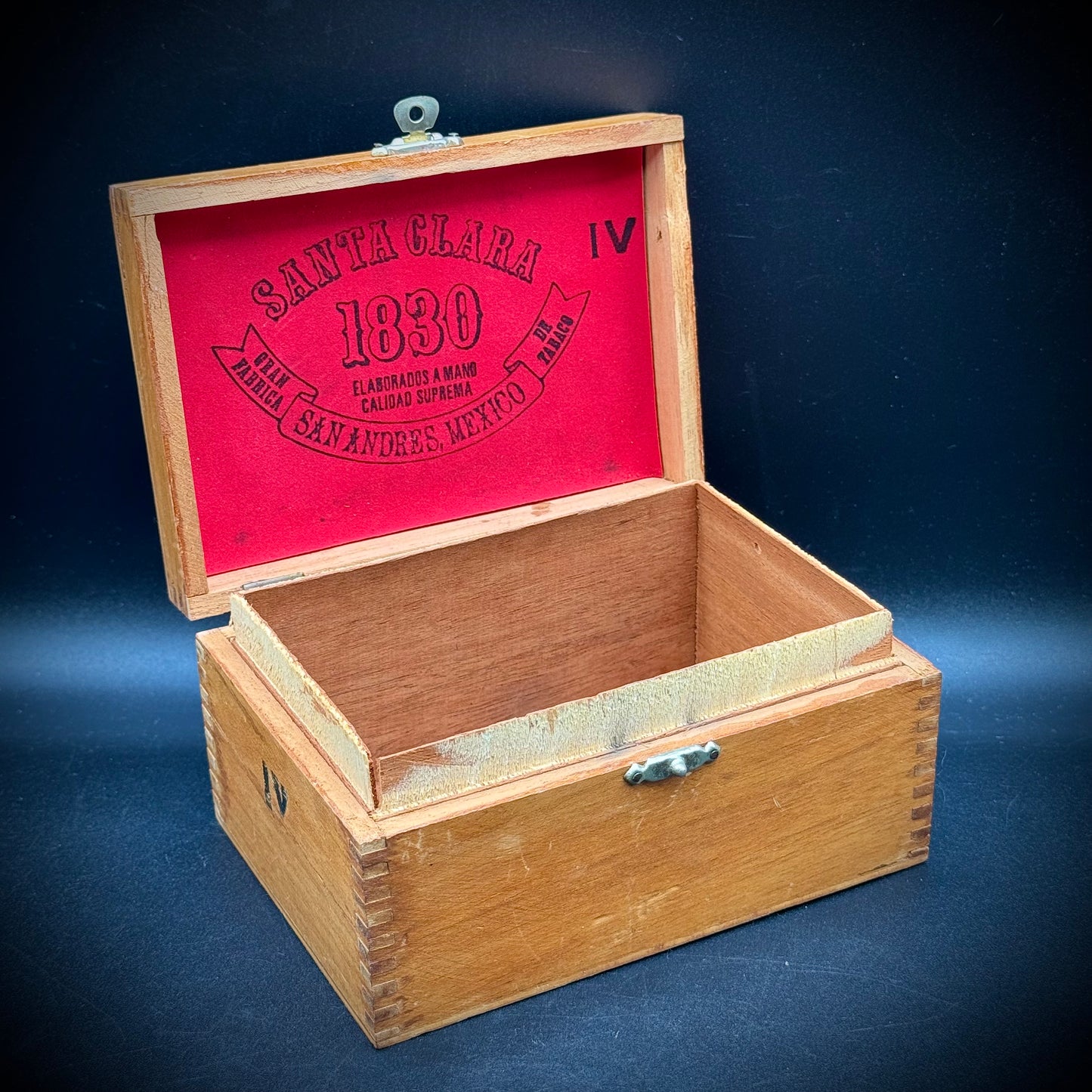 Vintage Dove Tail Wood Cigar Box - Made in Mexico