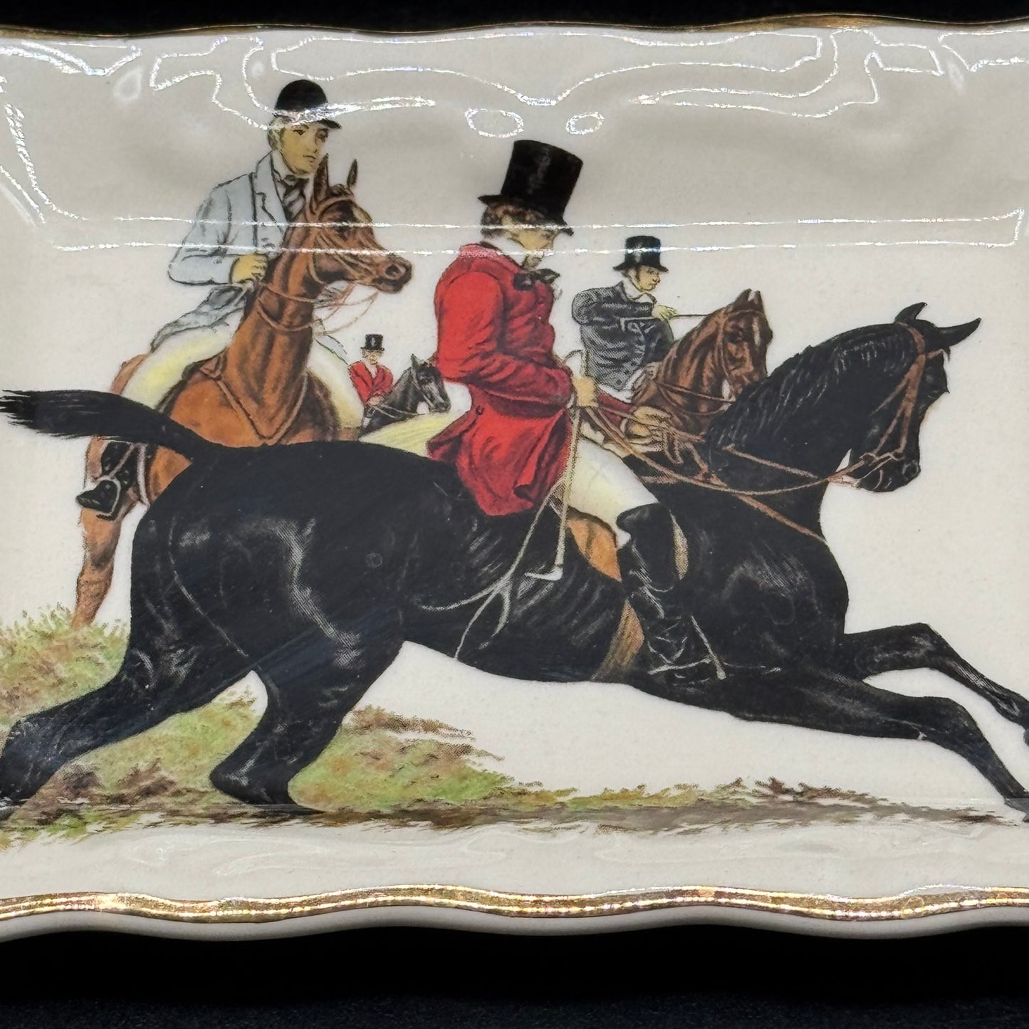 Set of 2 Kernewek of England Vintage Riding Scene Dishes
