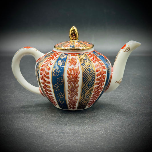 Vintage Meissen Fine Porcelain Victoria & Albert Museum Teapot - Made in Japan