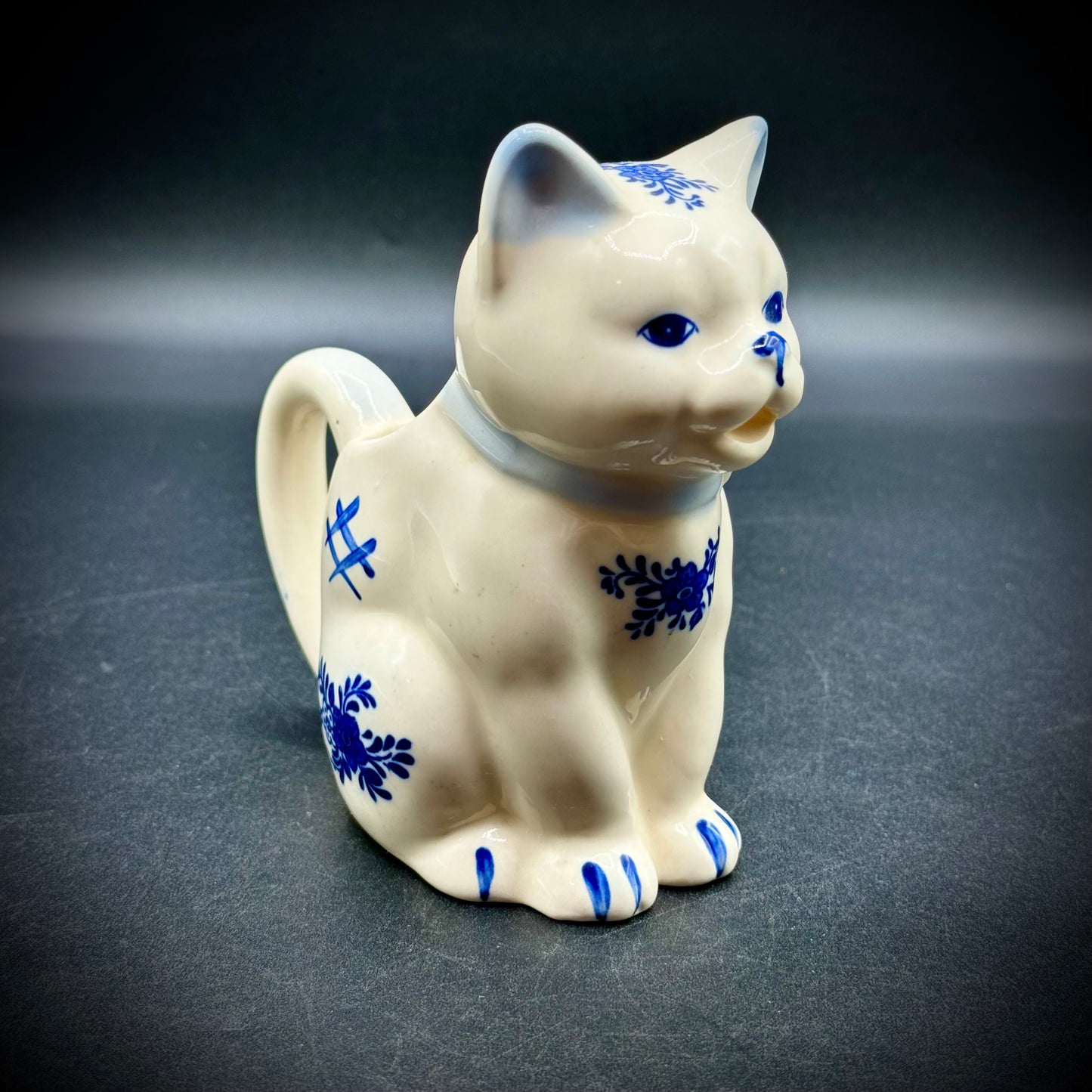 Vintage Ceramic Whimsical Blue & White Cat Creamer