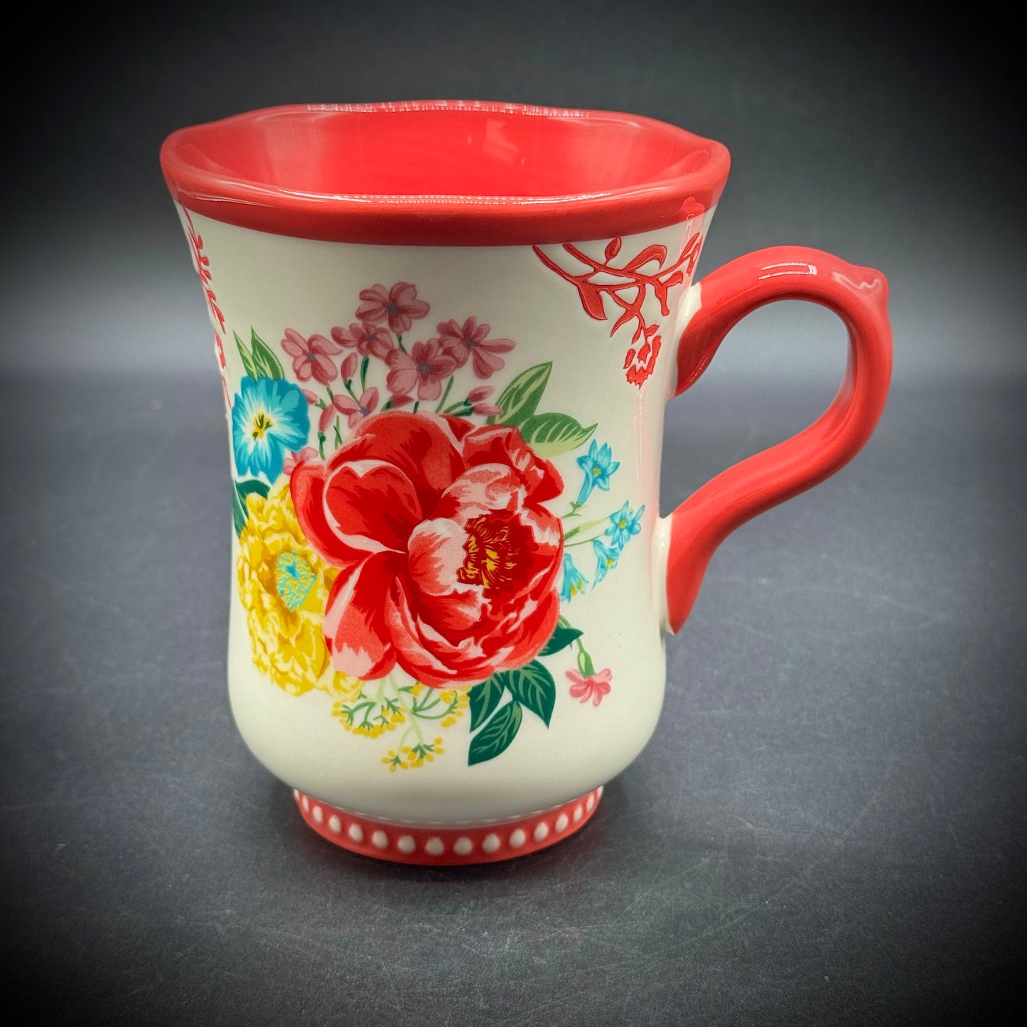New with Label Pioneer Woman Red Flower Mug