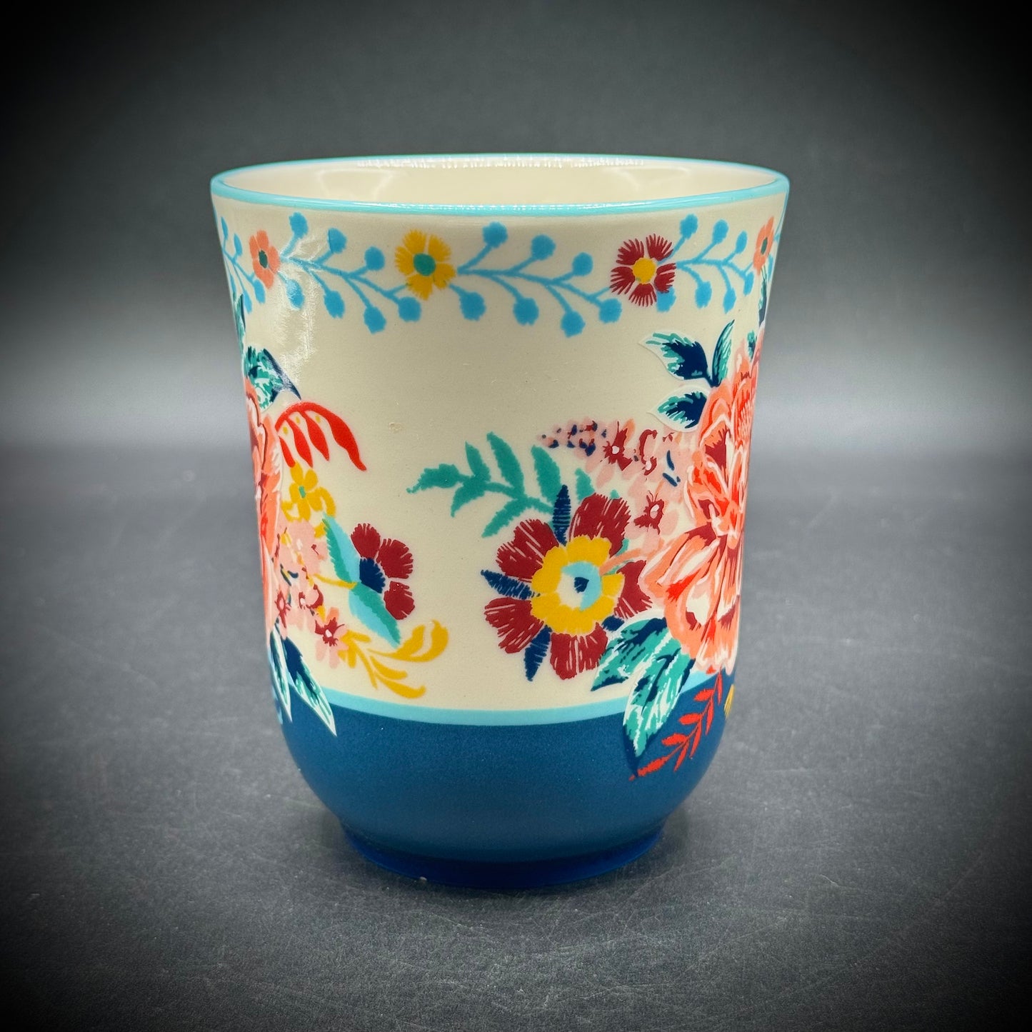 New with Label Pioneer Woman White & Blue Flower Mug