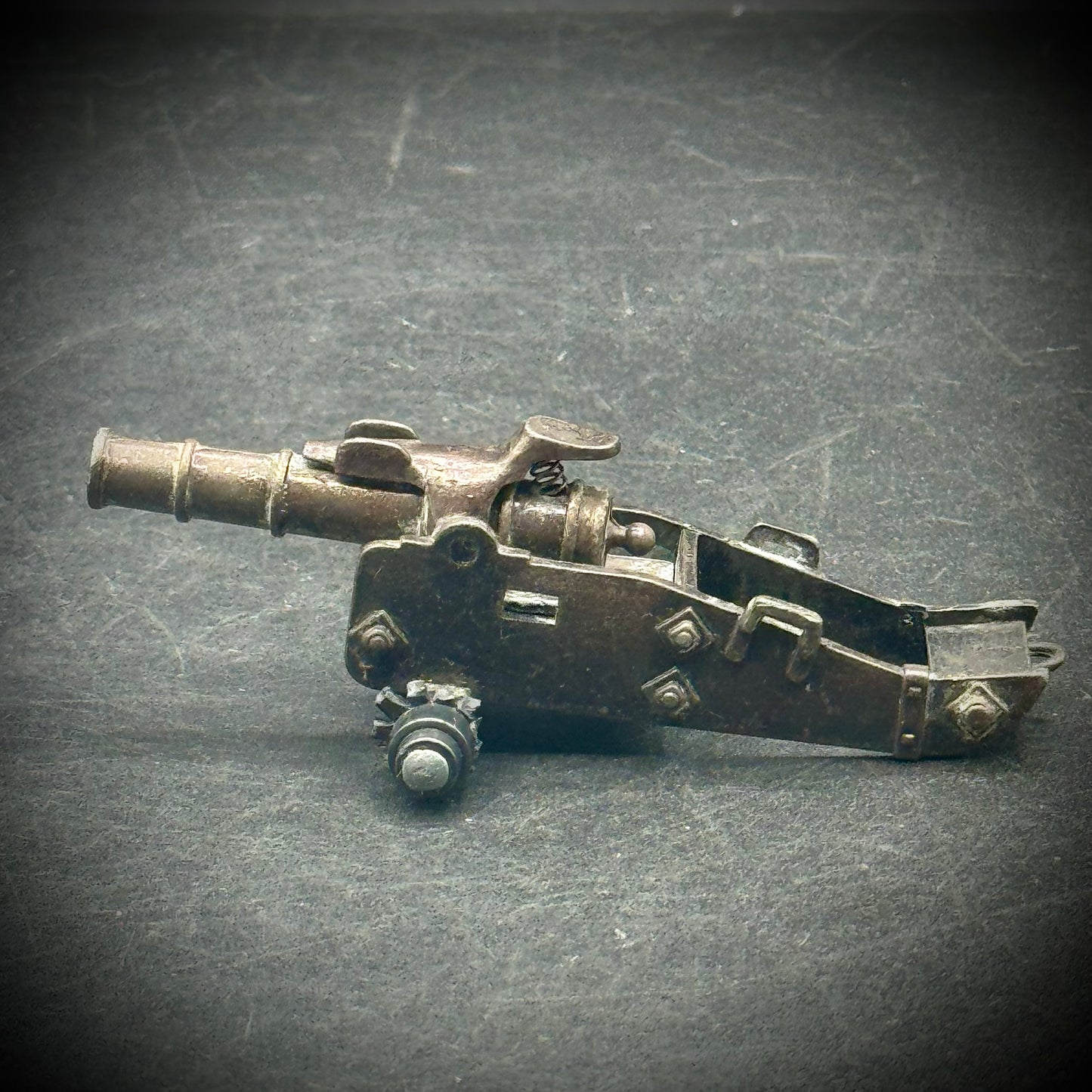 Vintage Metal Pencil Sharpener #05 - Cannon
