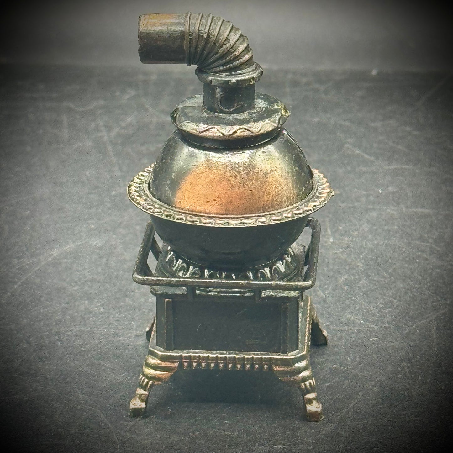 Vintage Metal Pencil Sharpener #07 - Pot Belly Stove
