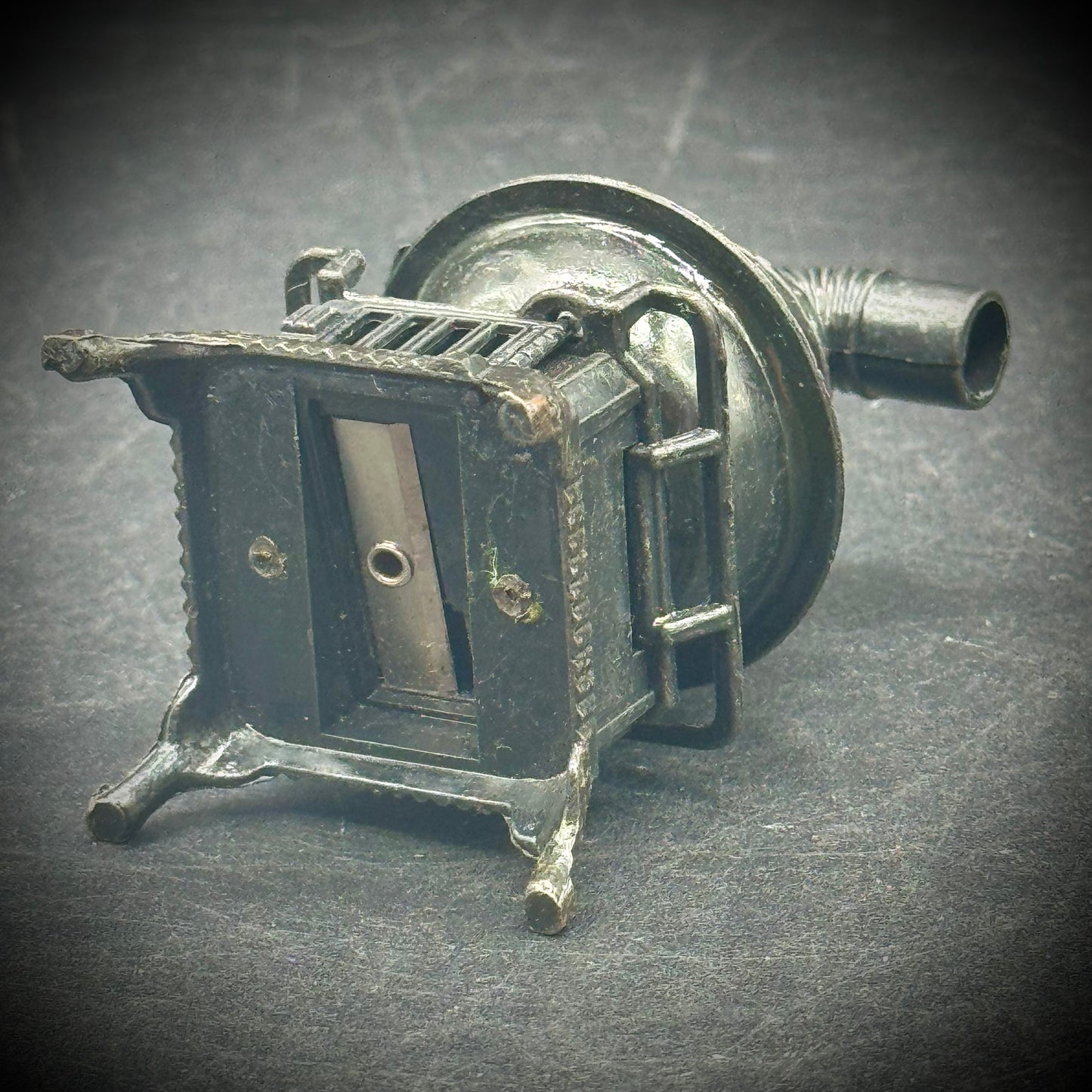 Vintage Metal Pencil Sharpener #07 - Pot Belly Stove