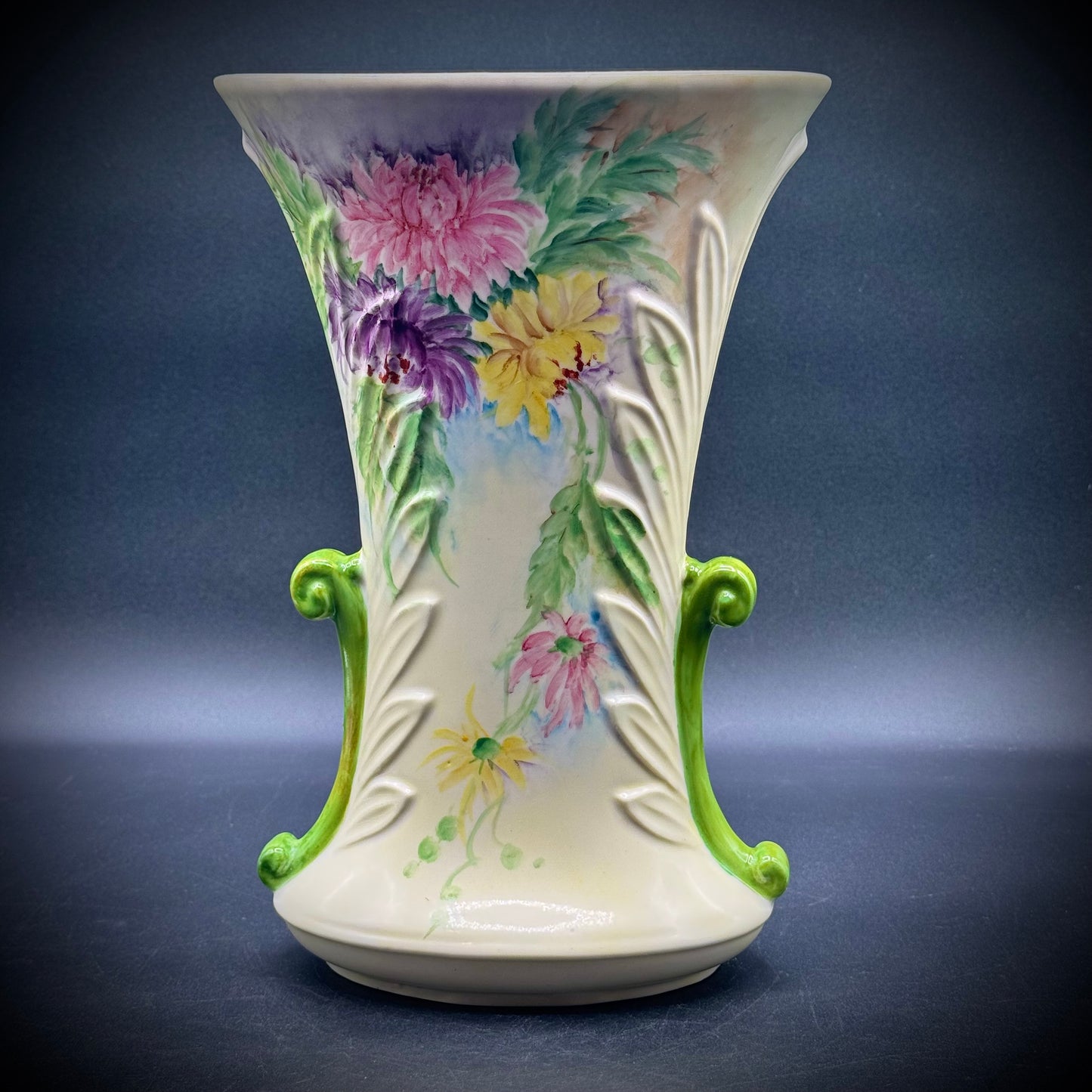 Stunning 1950s Artist Eva White Signed Abingdon Floral Vase