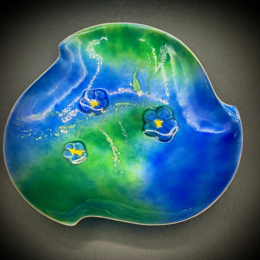 Enamel & Flower Motif MCM Bovano of Cheshire Blue & Green Dish