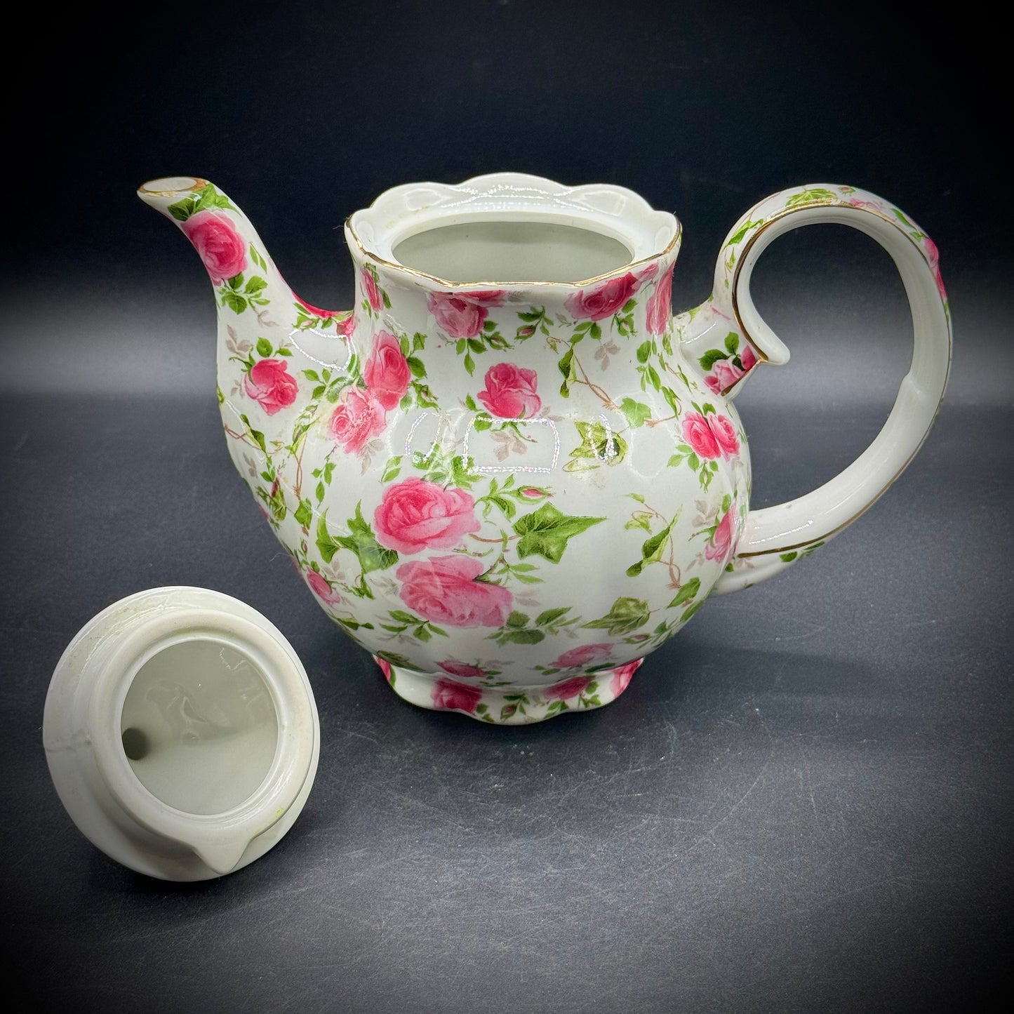 Victoria's Garden Rose Motif Tea Pot