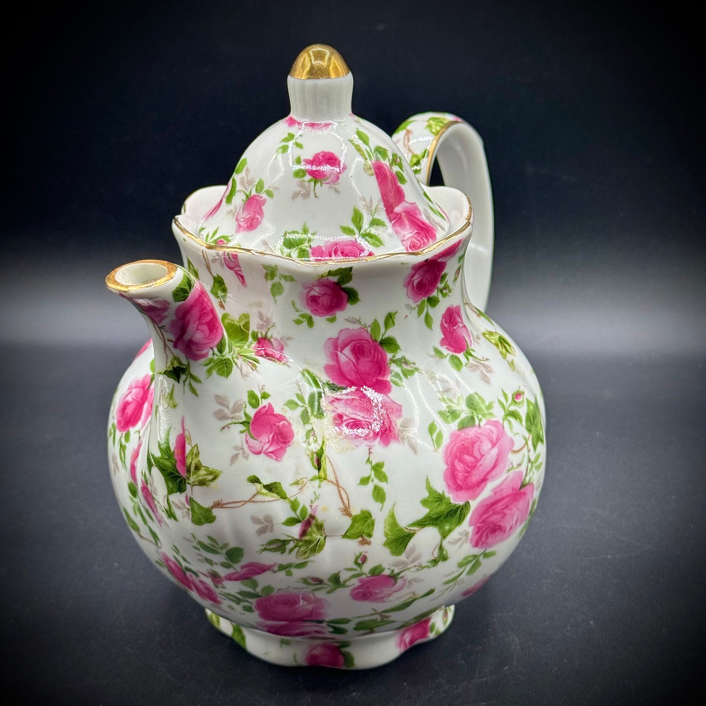 Victoria's Garden Rose Motif Tea Pot