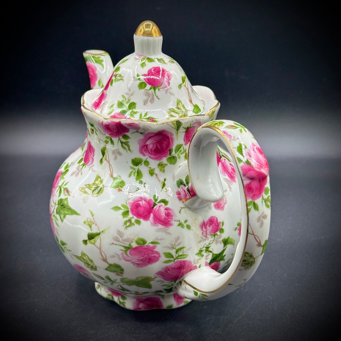 Victoria's Garden Rose Motif Tea Pot