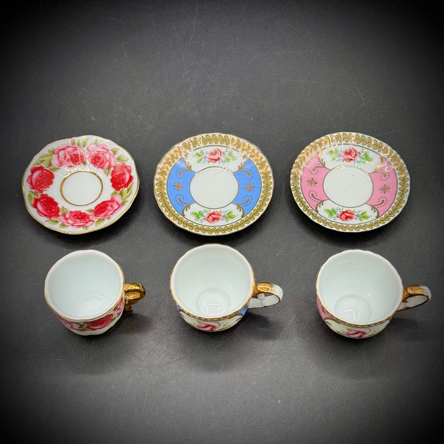 Set of 3 Victoria's Garden Tea Cups & Saucers